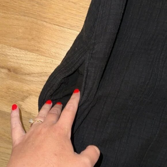 AGB Flutter sleeve dress medium - Picture 2 of 4